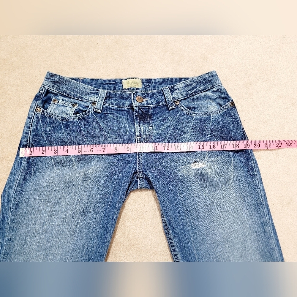 BKE Culture Buckle Jeans Men 30x31 Blue Distressed Bootcut Denim Star 20 Stretch - Picture 6 of 12